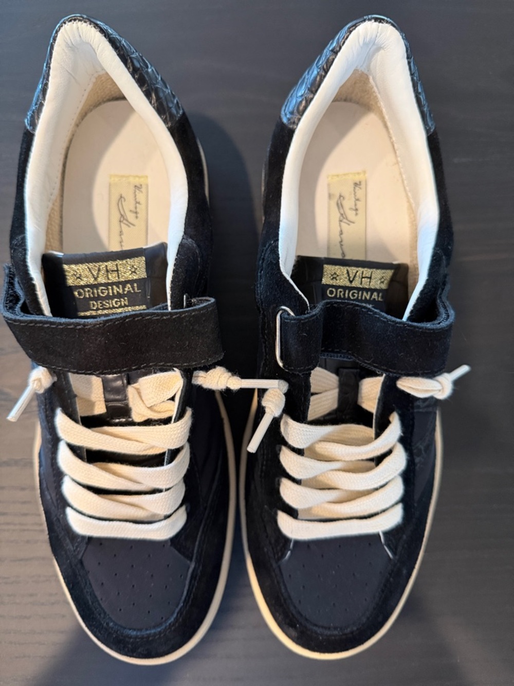 Vintage Havana Black Sneakers with Cream Laces